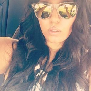 Meet your Posher, Jenny